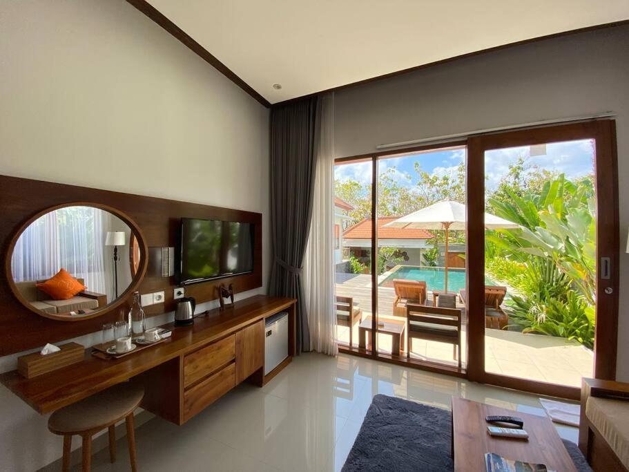 Nau Nusa Villa Batununggul Exterior foto